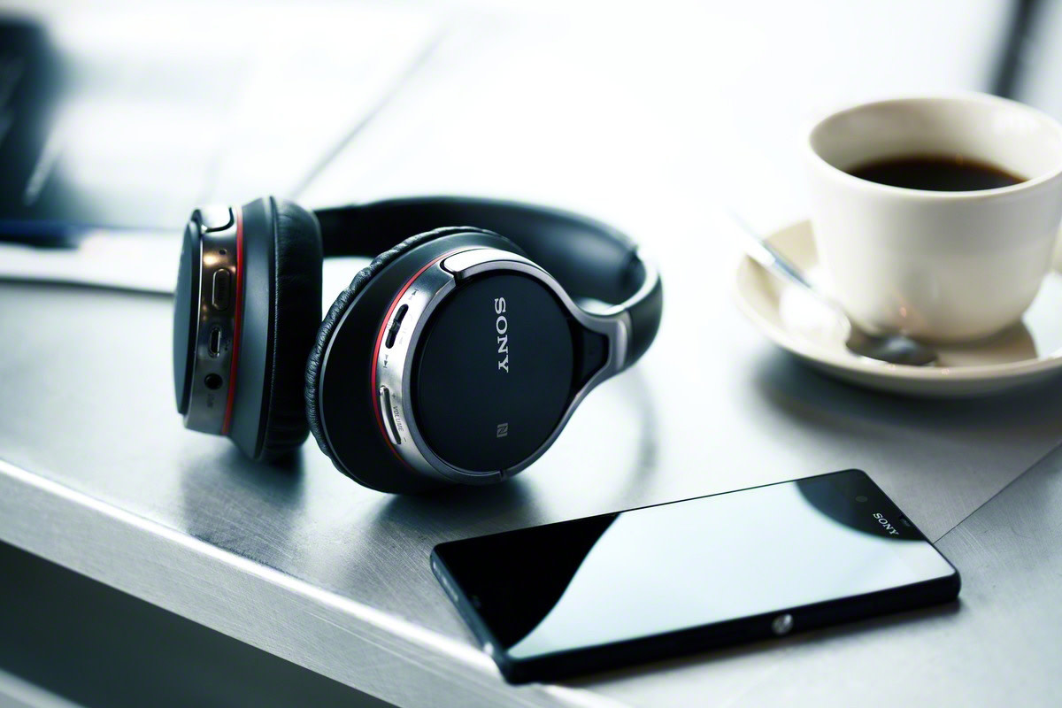 10 Of The Best Looking Headphones Available Now Airows