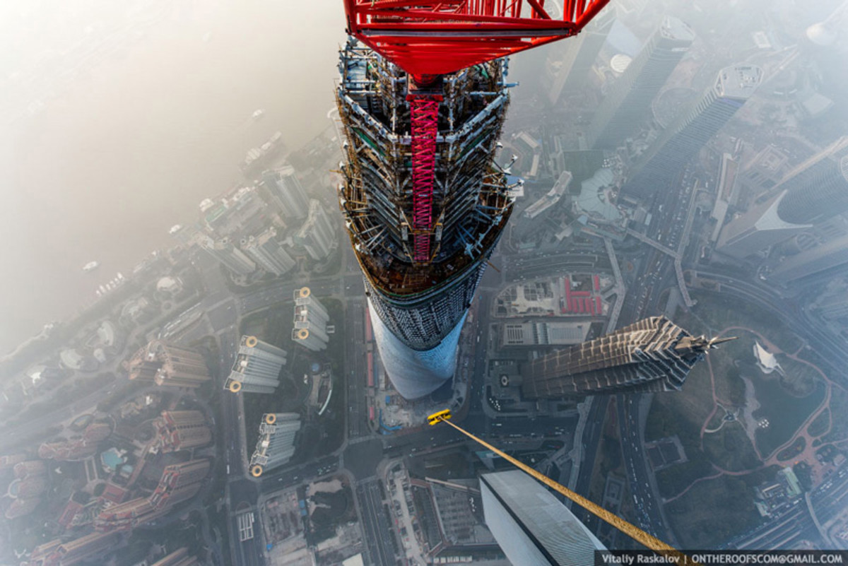 photos-from-shanghai-tower-climb-vitaliy-raskalov-51