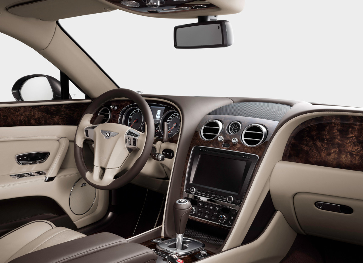 2014-Bentley-Flying-Spur-interior