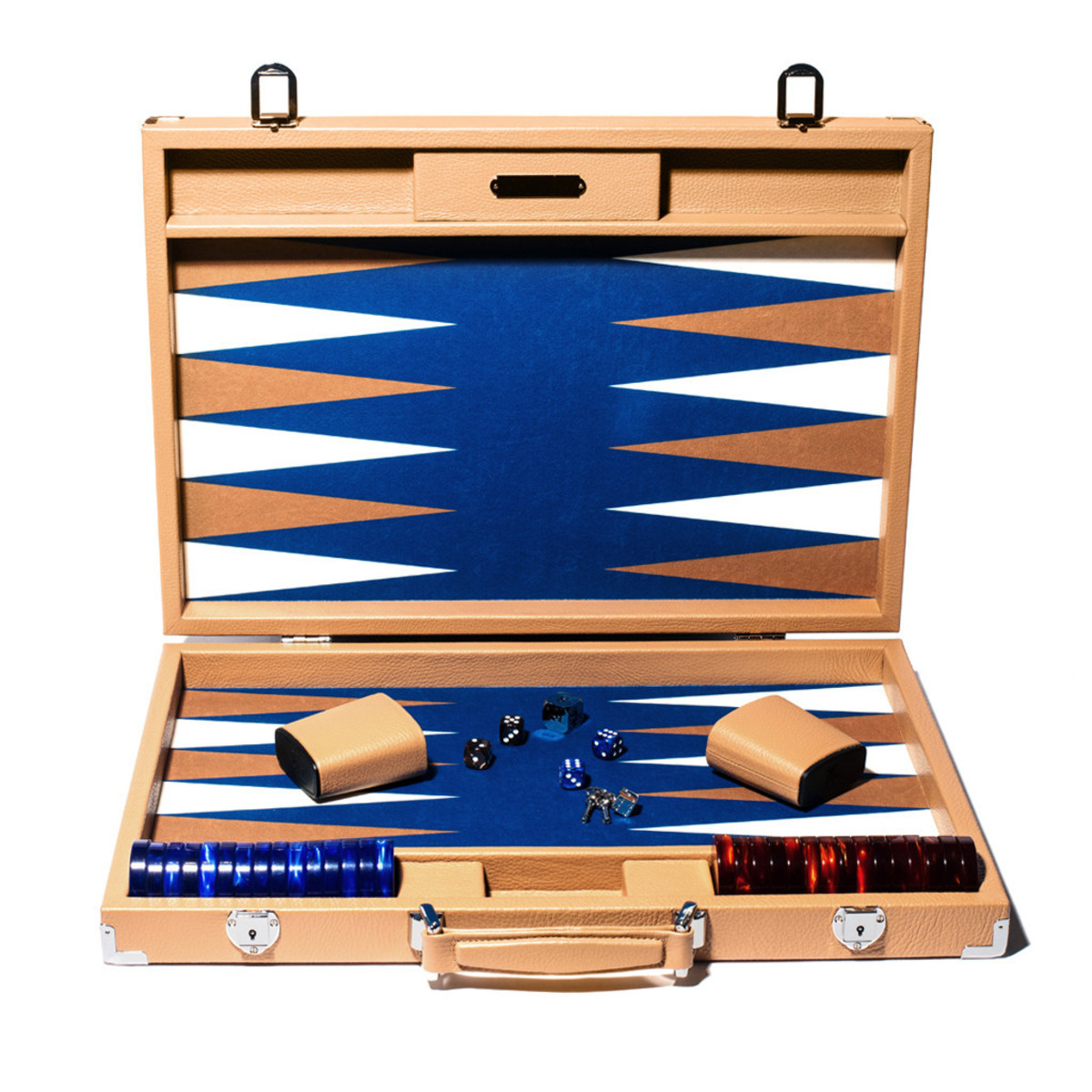 man-of-the-world-hector-saxe-competition-backgammon-board-cognac-leather-2-alt4_grande_940dcf9b-42be-480f-af26-49915dc0d92c_1024x1024