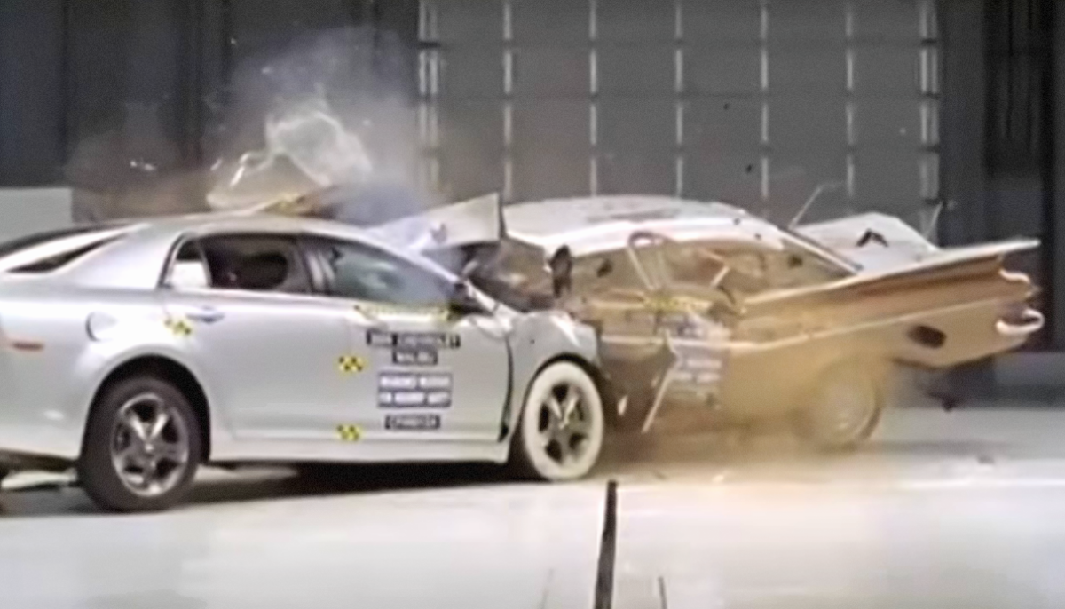 Crash Test Shows How Dangerous Classic Cars Are Compared To New Airows