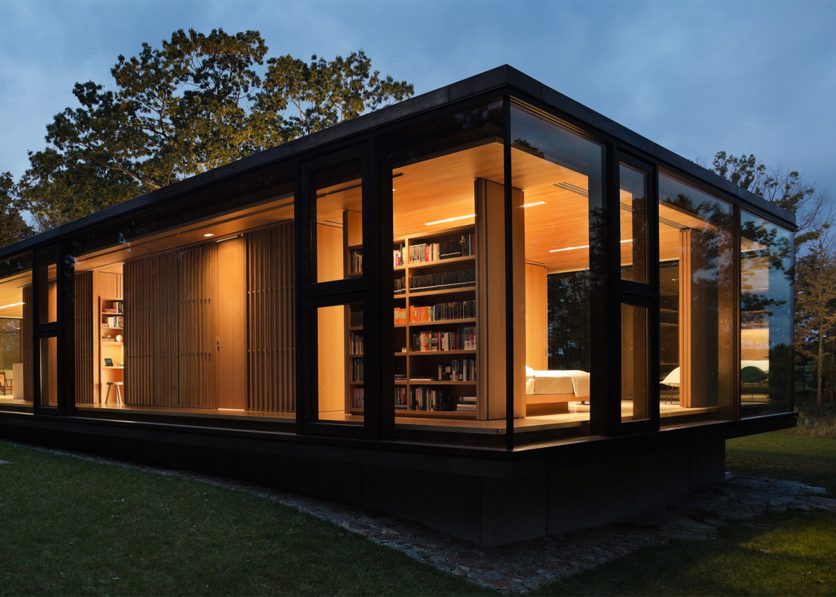 This Glass Box Home Is FlatOut Brilliant Airows