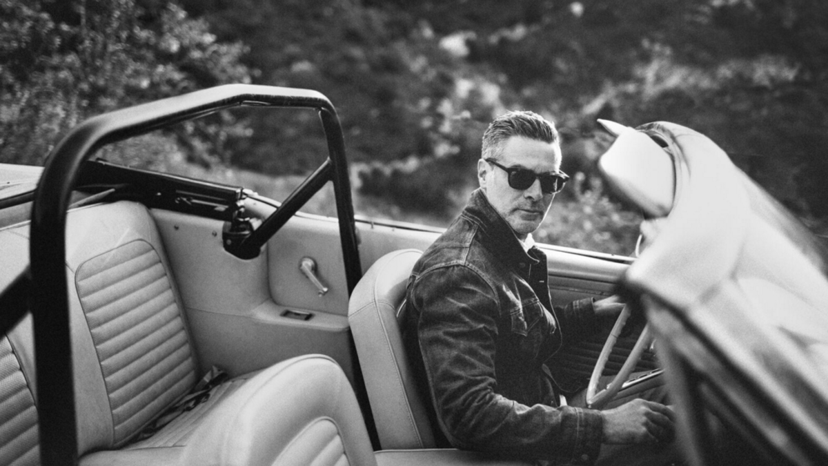 The History Of SeaVees And How They Helped Pioneer Casual Style Airows