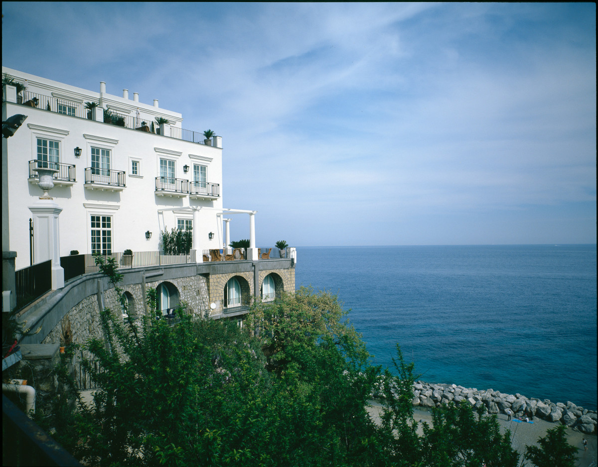 J.K.Place Capri