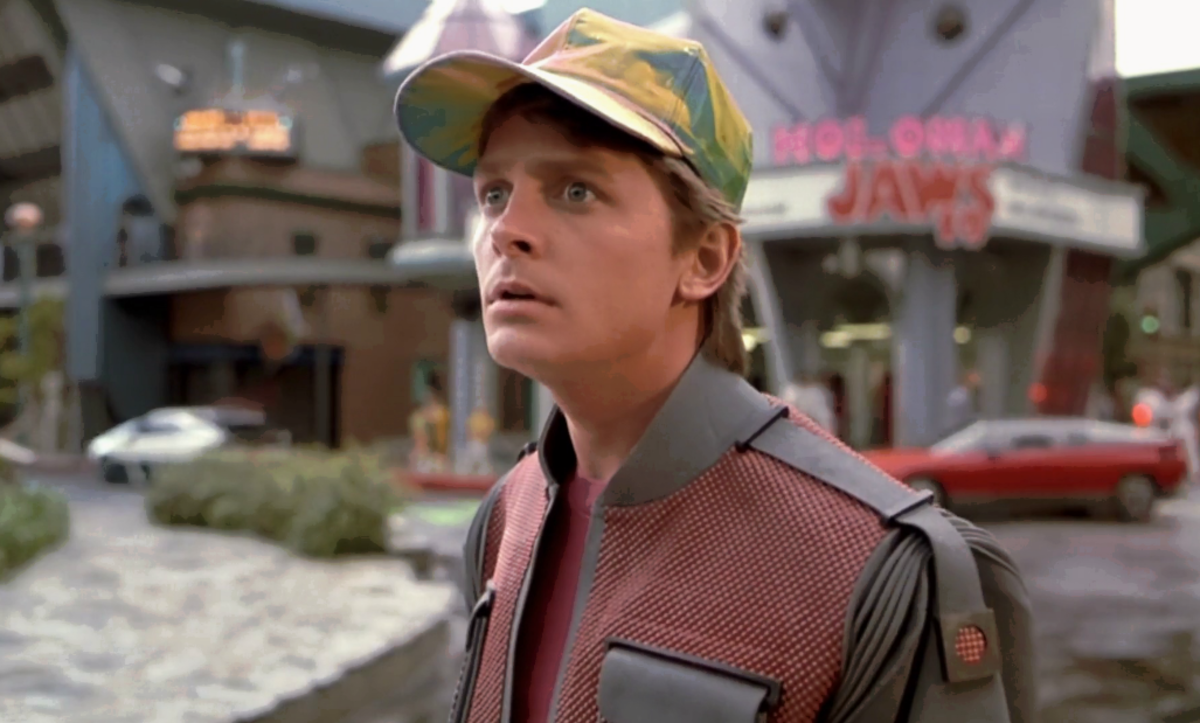 'Back To The Future' Spoof In Actual 2015 = Hilarious - Airows