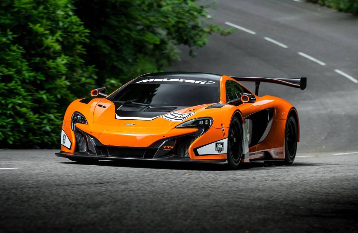 Watch Some Insane Footage of a McLaren 650S GT3 Burning Rubber in Style ...