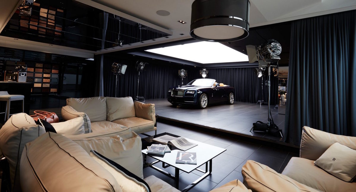 Inside Rolls-Royce's Spectacular Bespoke Center - Airows