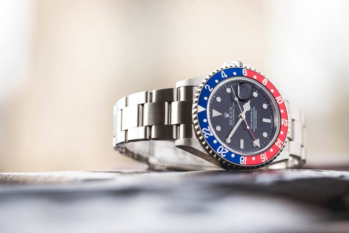 10 Beautiful Examples of Dual Time Zone Watches for World Travelers Airows