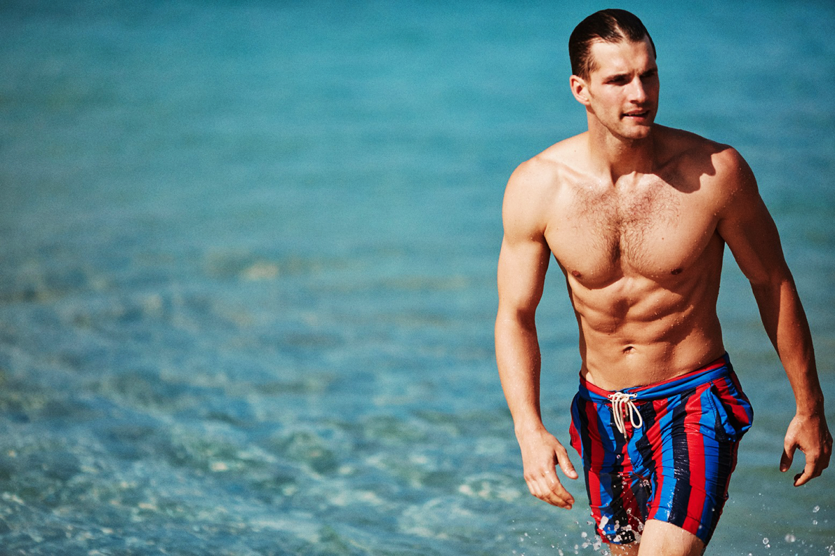 Get $50 Off Solid & Striped's Classic Swim Trunks - Airows