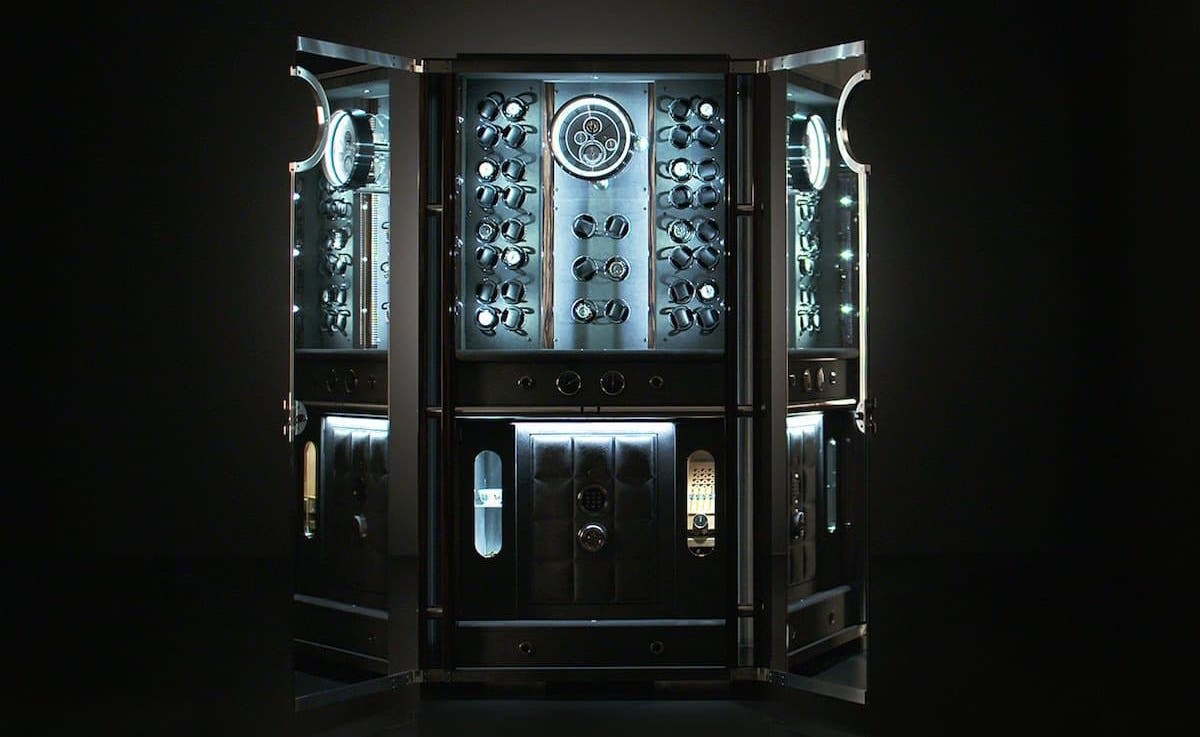 Patrick Bateman's Bulletproof Watch Safe Airows