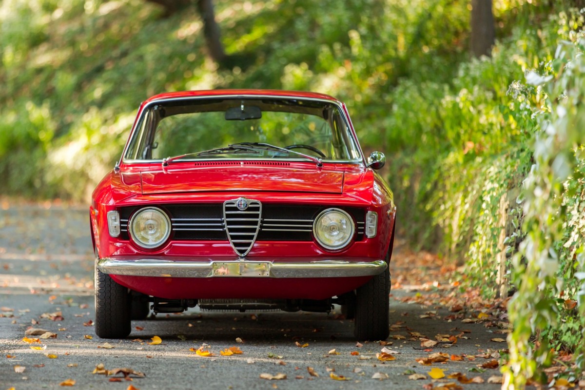 Alfa Porn - Car Porn: 1967 Alfa Romeo Giulia - Airows