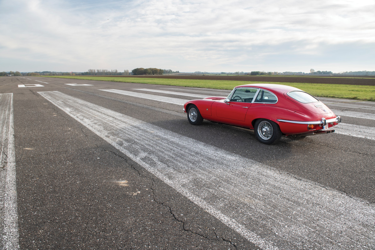 Car Porn: 1972 Jaguar E-Type Series 3 V-12 Fixed Head Coupé - Airows