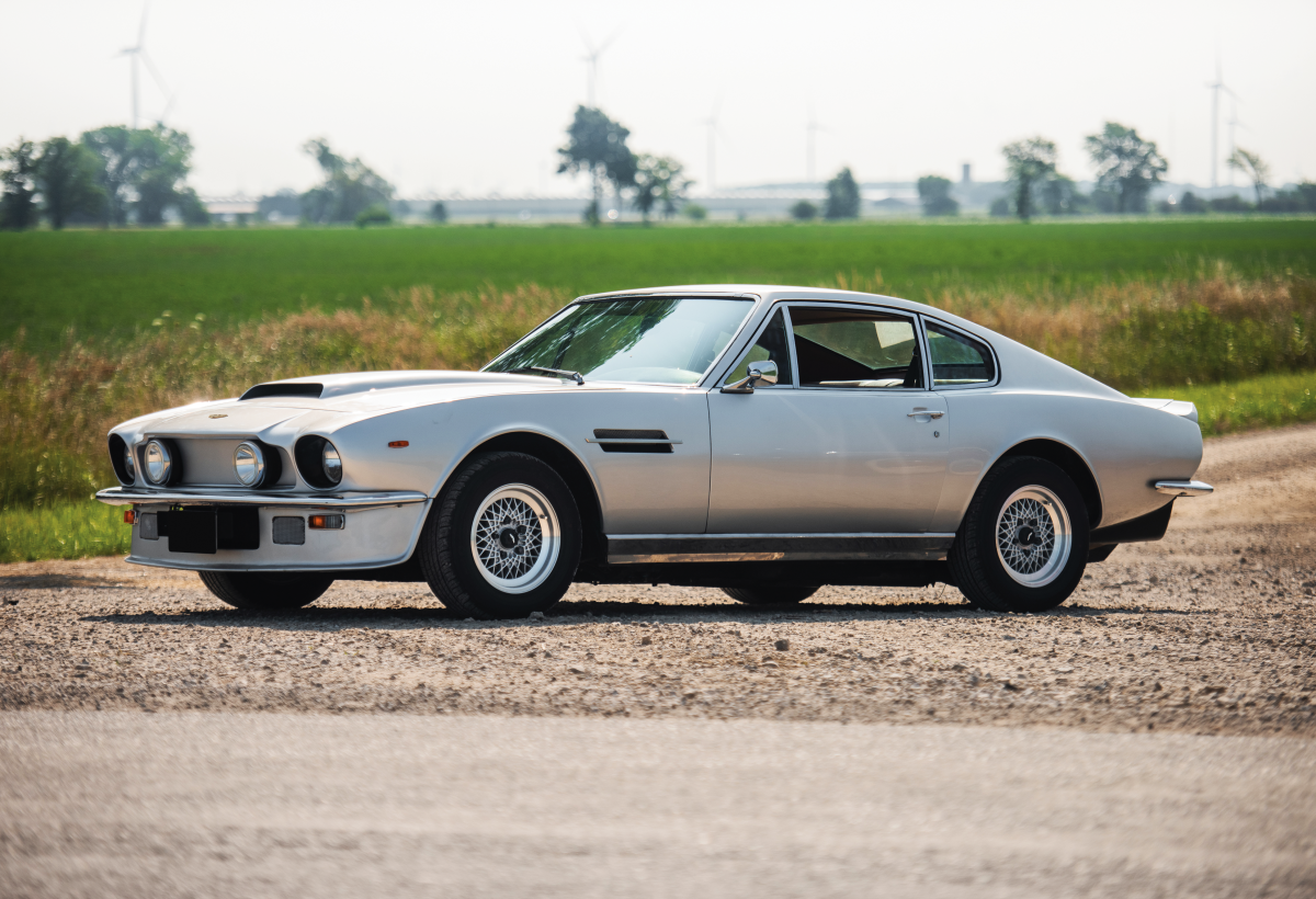 Aston Martin v8 Vantage Coupe