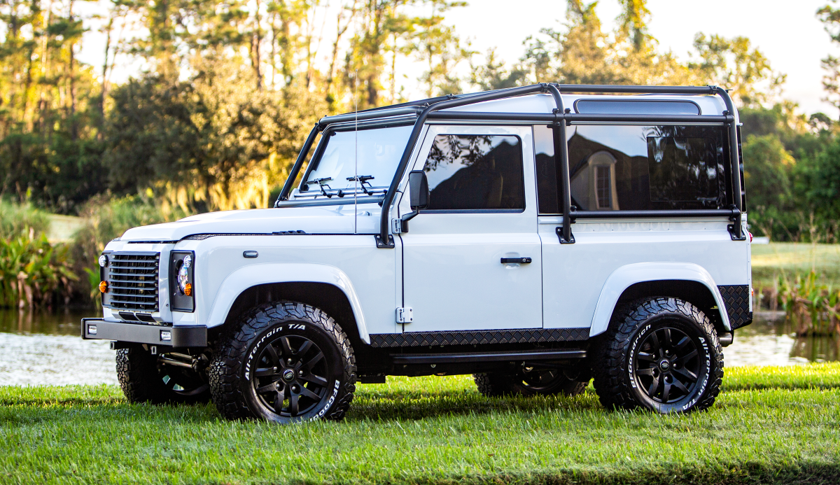 Car Porn: Custom 'Project AJ' Land Rover Defender - Airows