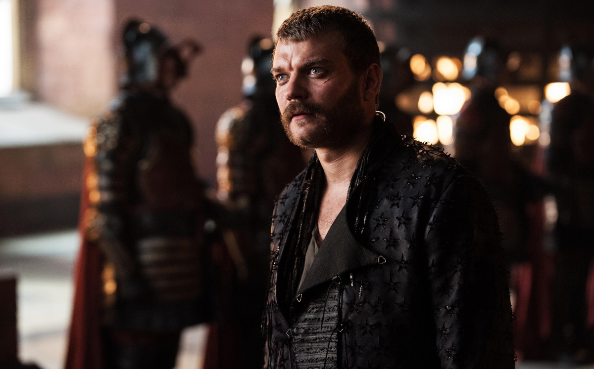 HBO Shares New Footage of 'Game of Thrones' & 'Watchmen' - Airows