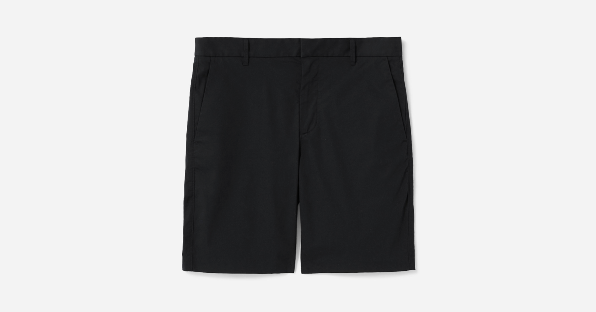 Everlane's New Air Chino Shorts are Made to Move - Airows