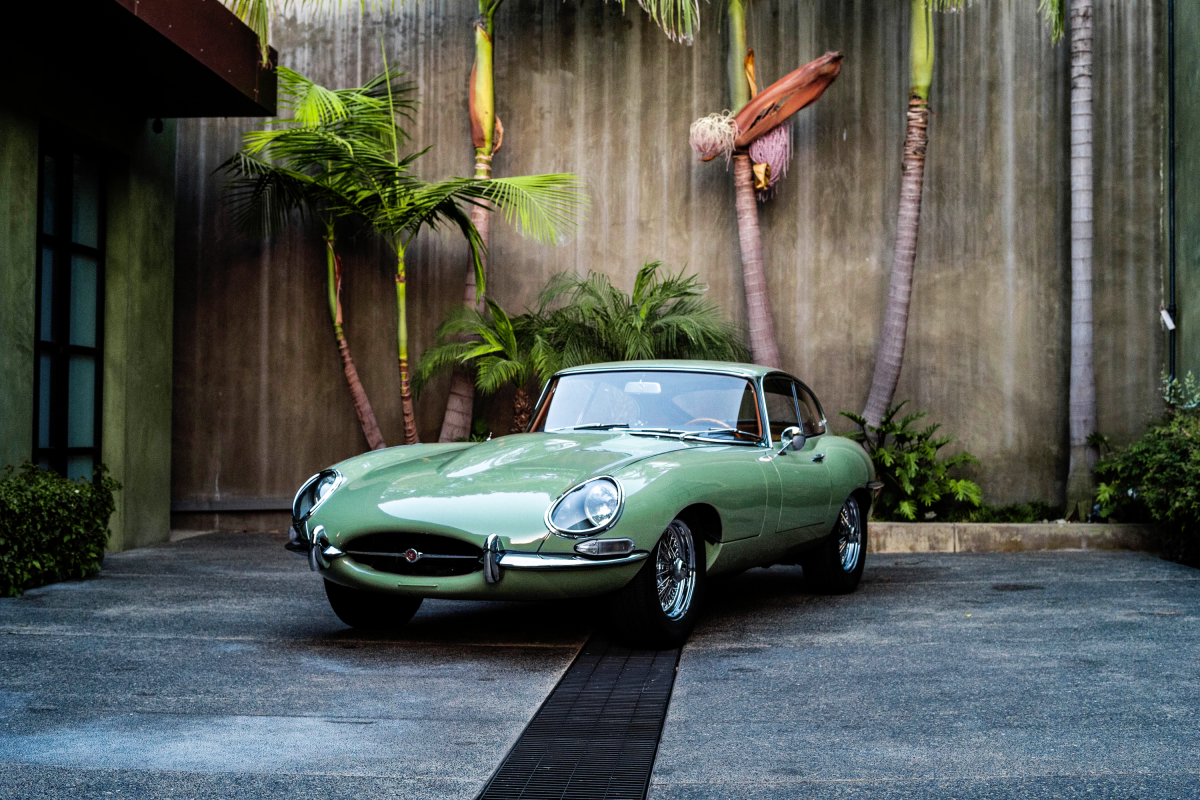 Car Porn: 1965 Jaguar E-Type Series 1 - Airows