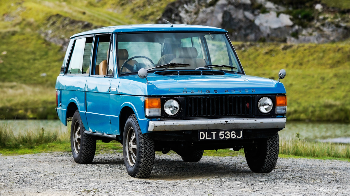 five-gorgeous-and-affordable-classic-british-cars-you-can-bid-on-airows