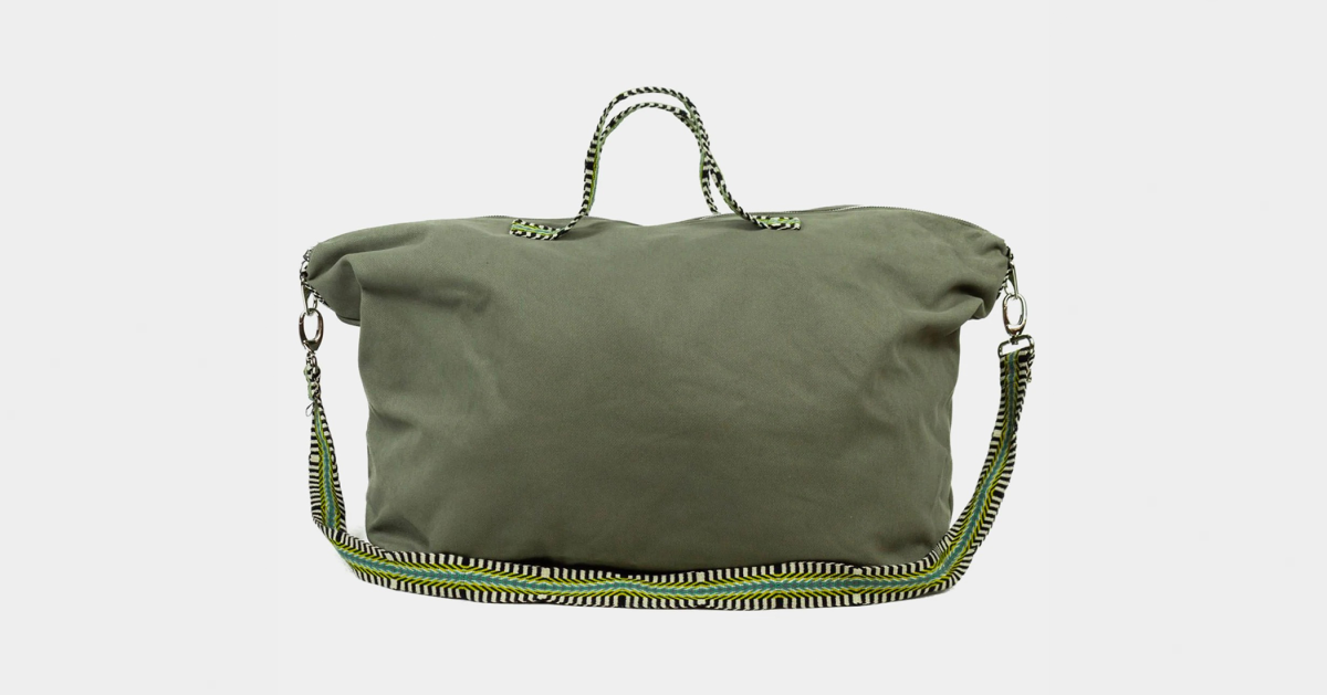 Travel Well With the Guanábana Weekend Bag - Airows