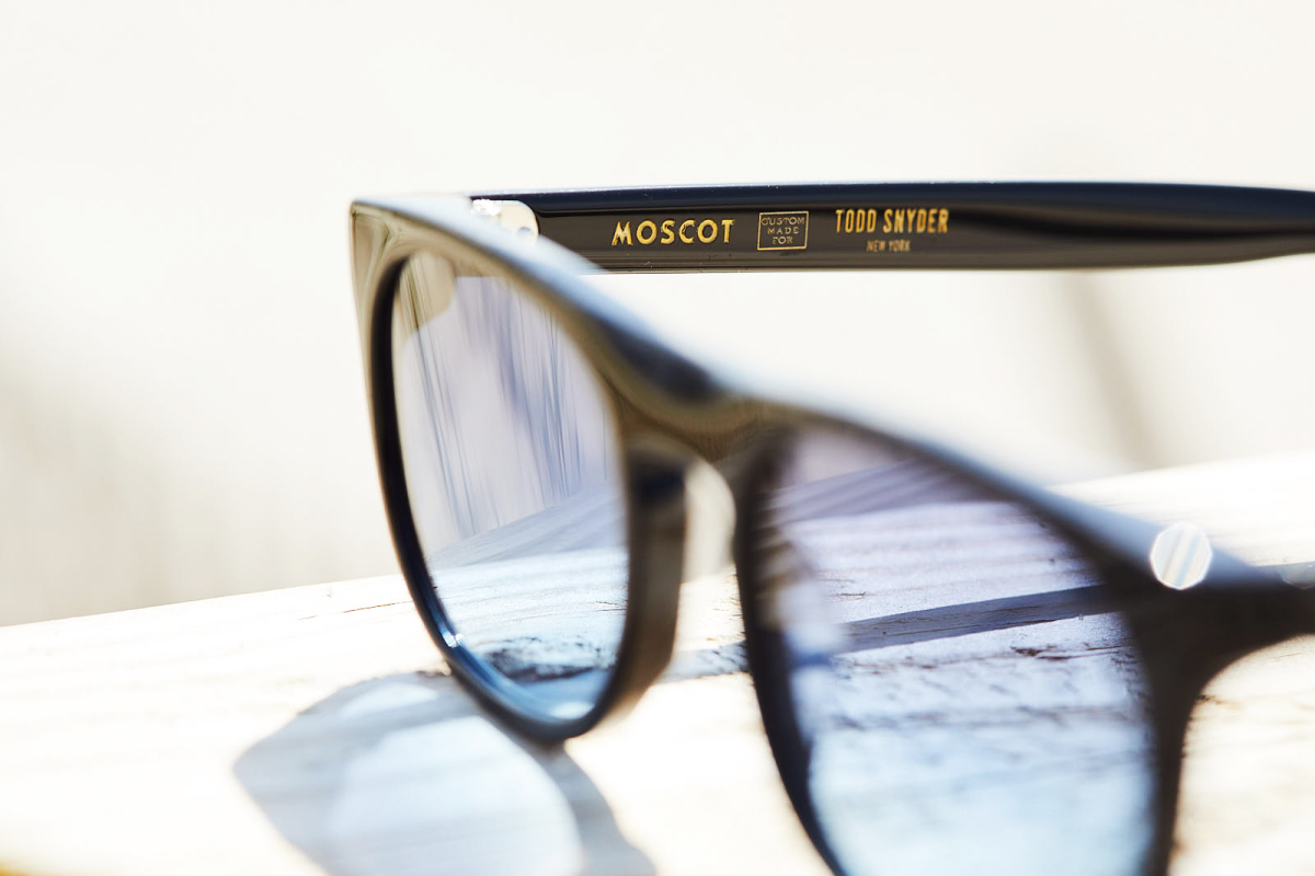 Todd Snyder Celebrates 10th Anniversary With MOSCOT Sunglasses Collab - Airows