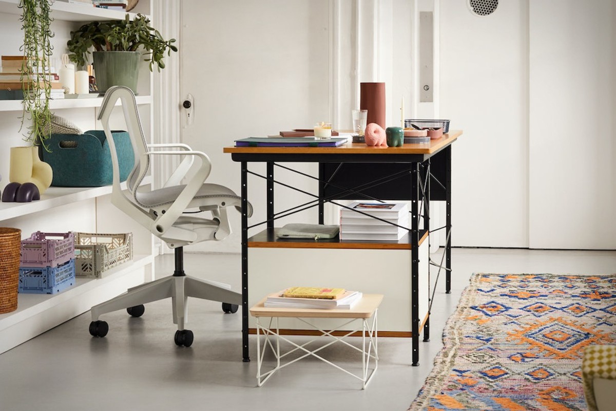 The Score: Save Big on This Iconic Eames Desk - Airows